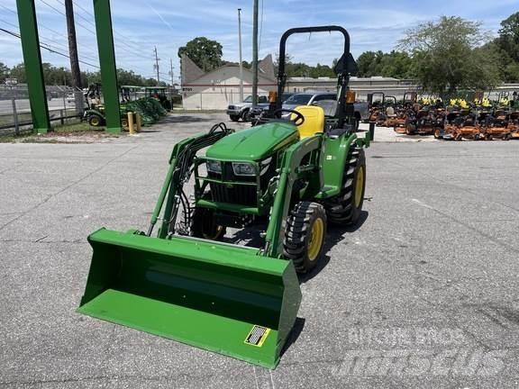 John Deere 3025E Compacttrekkers