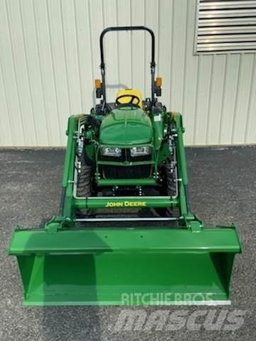 John Deere 3025E Compacttrekkers
