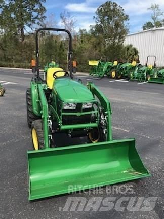 John Deere 3025E Compacttrekkers