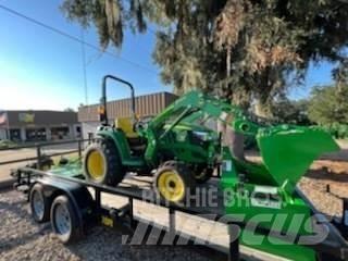 John Deere 3025E Compacttrekkers