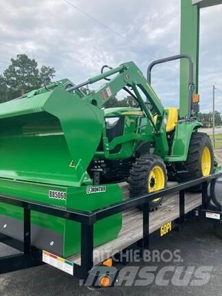 John Deere 3025E Compacttrekkers