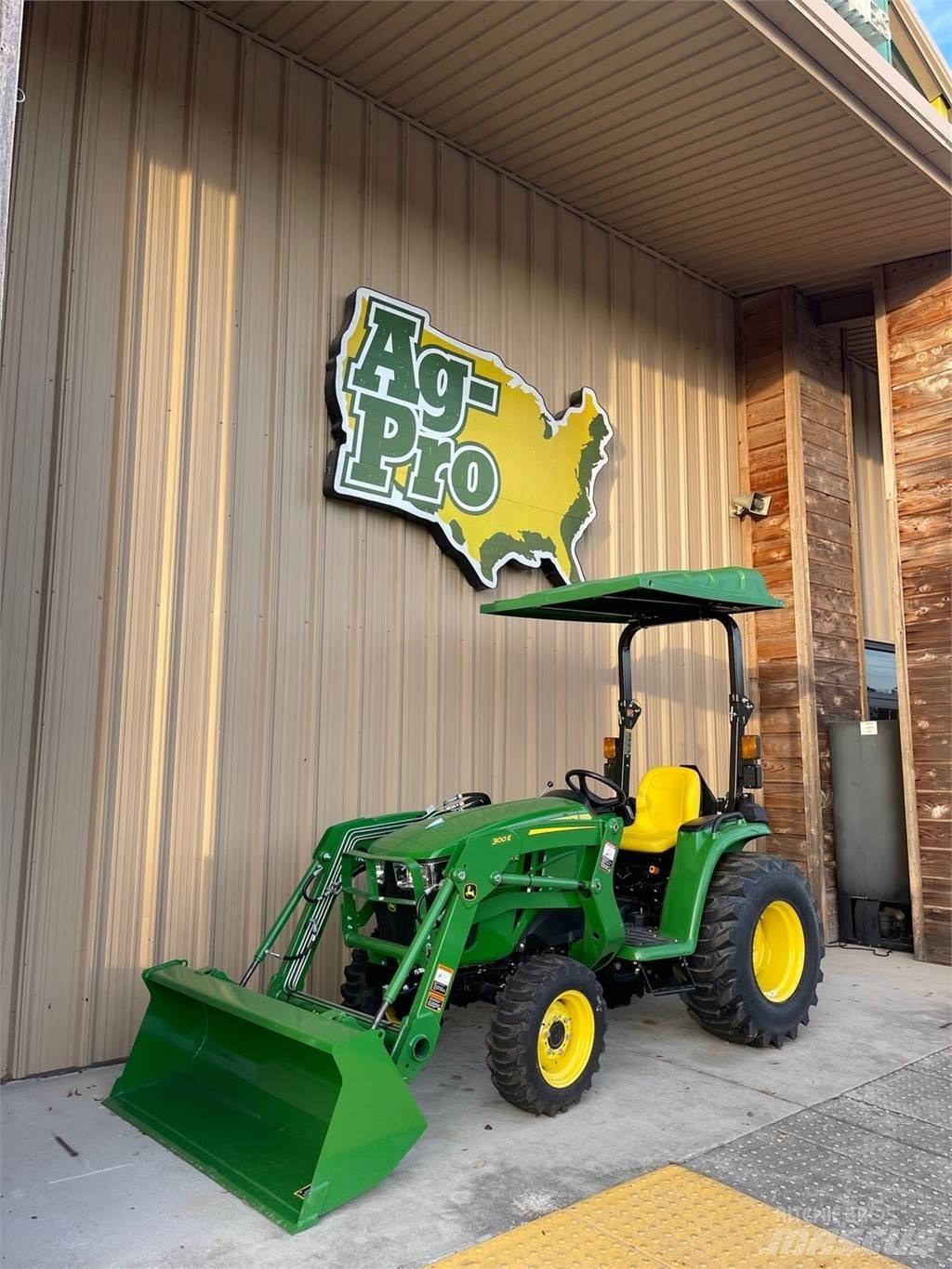 John Deere 3025E Compacttrekkers