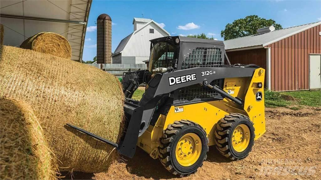 John Deere 318G Schrankladers