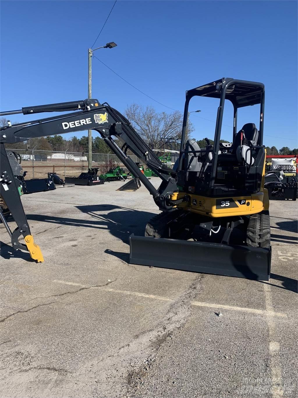 John Deere 35 P Minigraafmachines < 7t