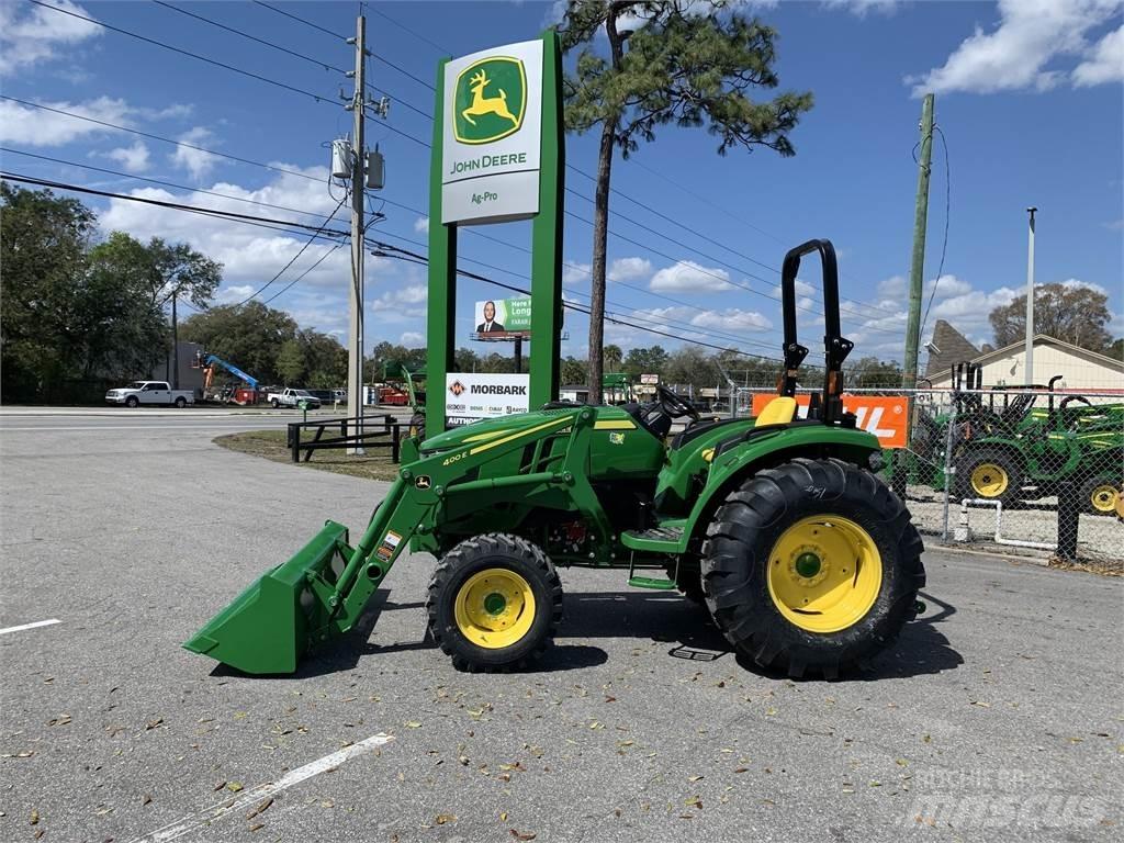John Deere 4044M Tractoren