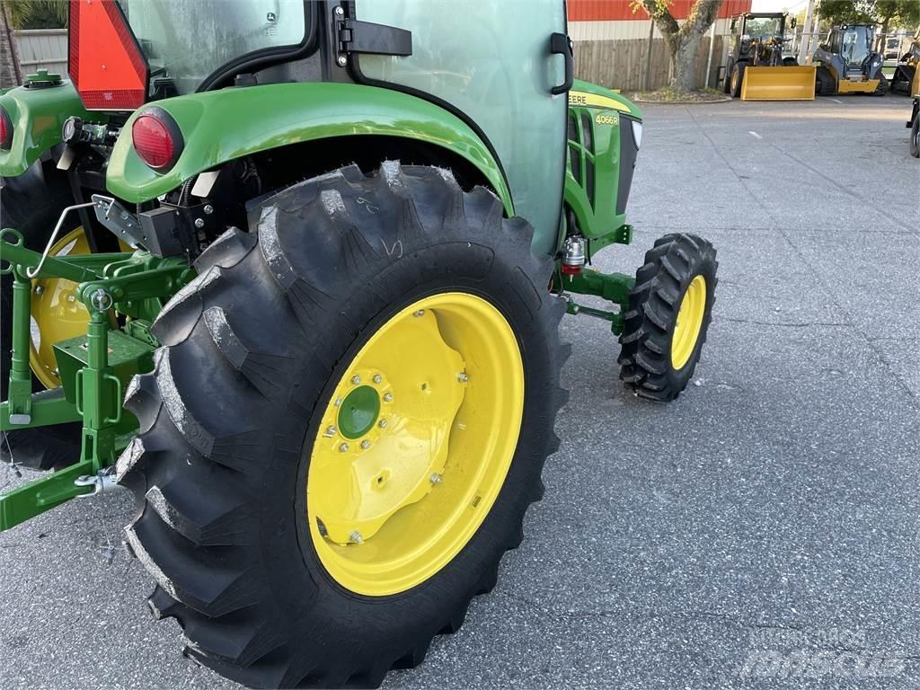 John Deere 4066R Tractoren