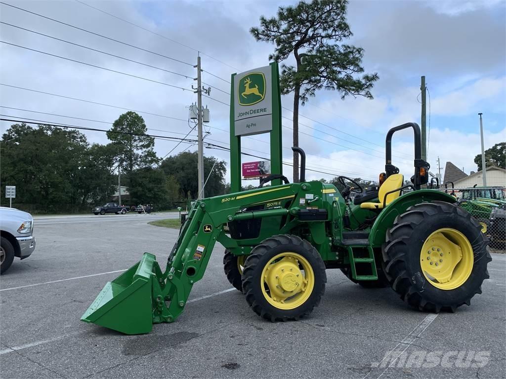 John Deere 5075E Tractoren