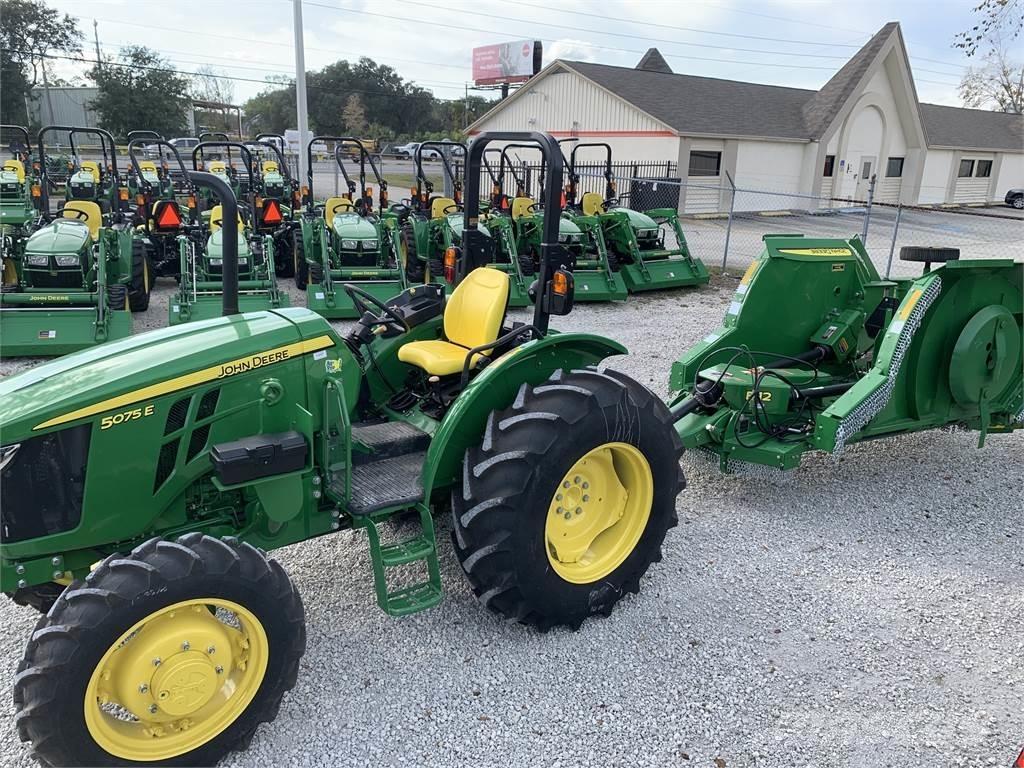 John Deere 5075E Tractoren