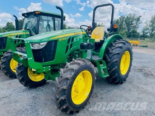 John Deere 5075E Tractoren