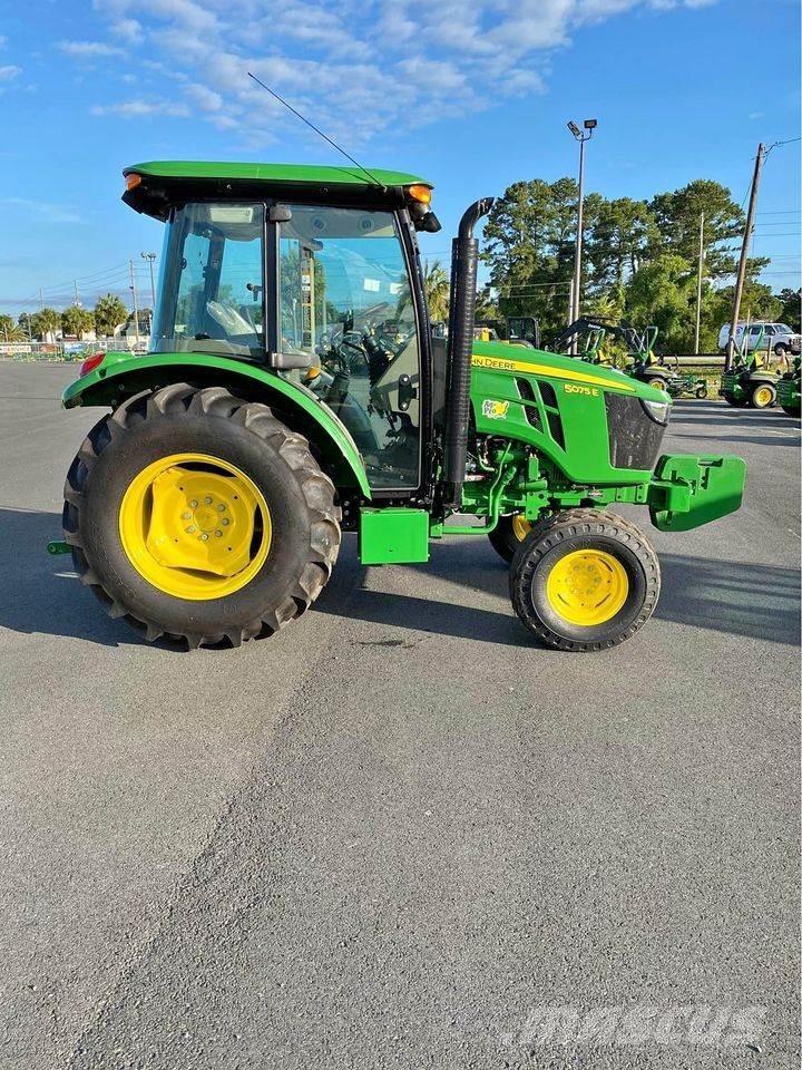 John Deere 5075E Tractoren