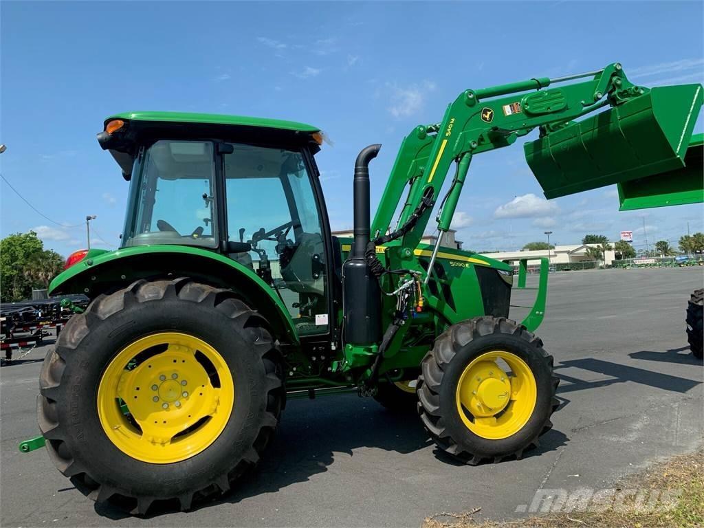 John Deere 5090E Tractoren