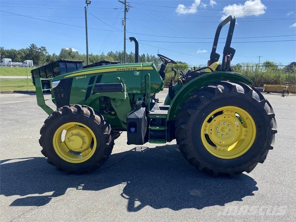 John Deere 5090E Tractoren