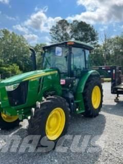John Deere 5090M Tractoren