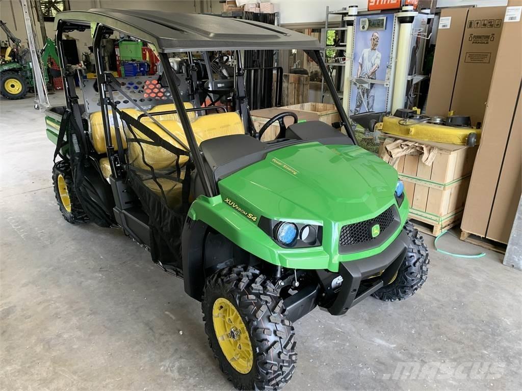 John Deere 590M Utiliteitsmachines