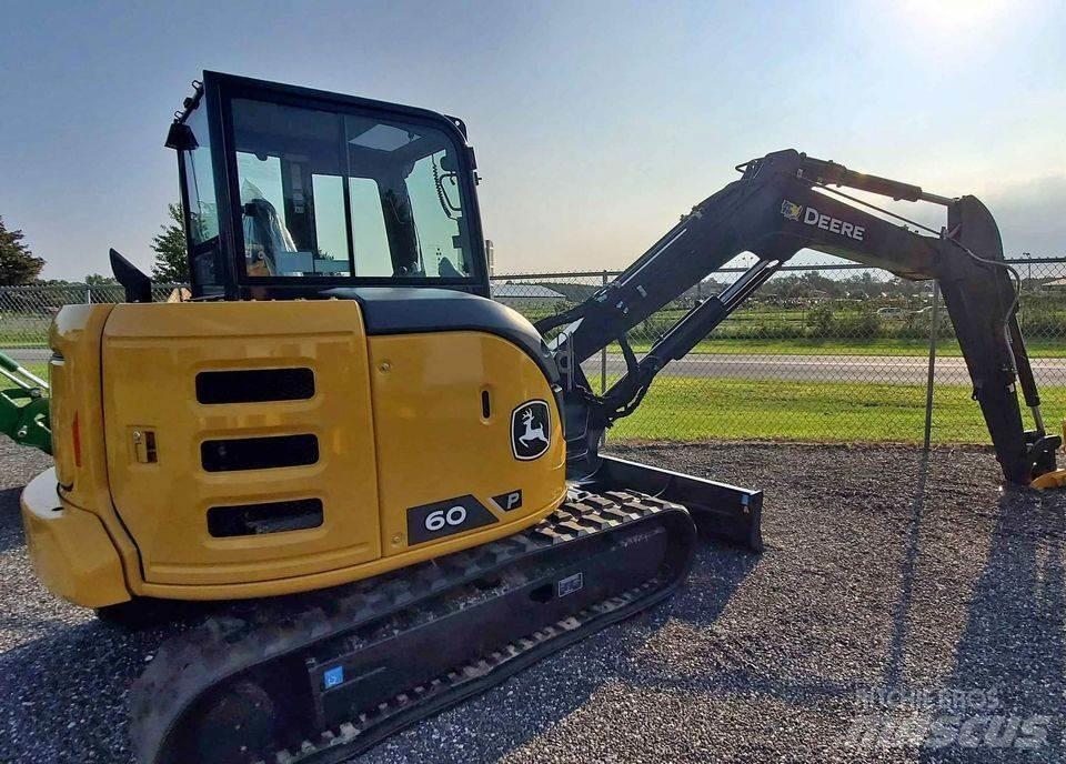 John Deere 60 P Minigraafmachines < 7t