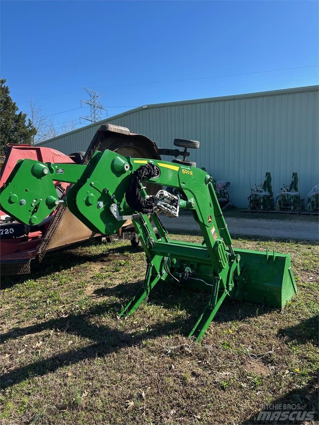 John Deere 600R Tractoren