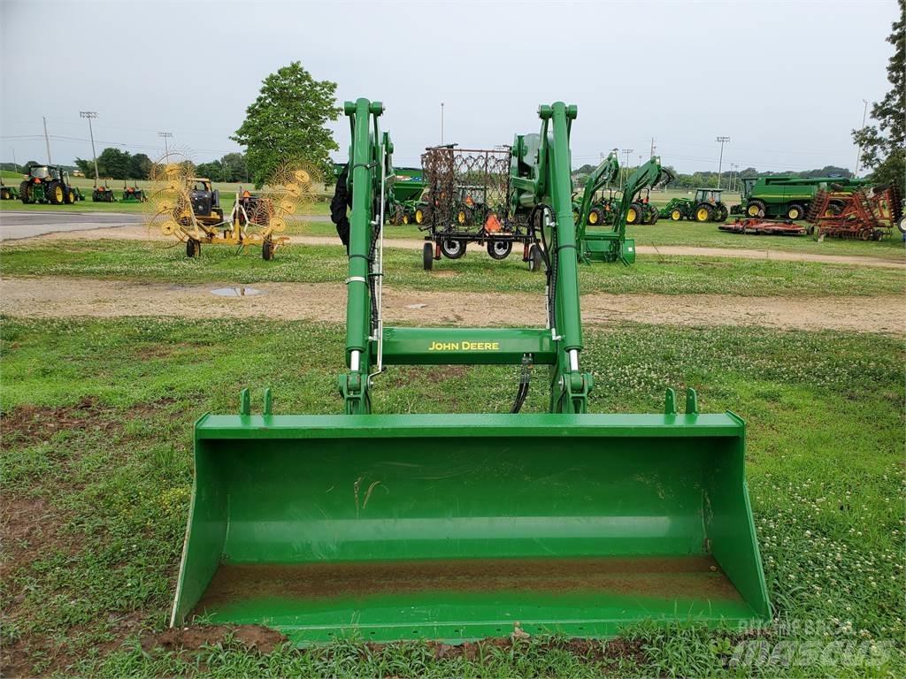 John Deere 620R Tractoren