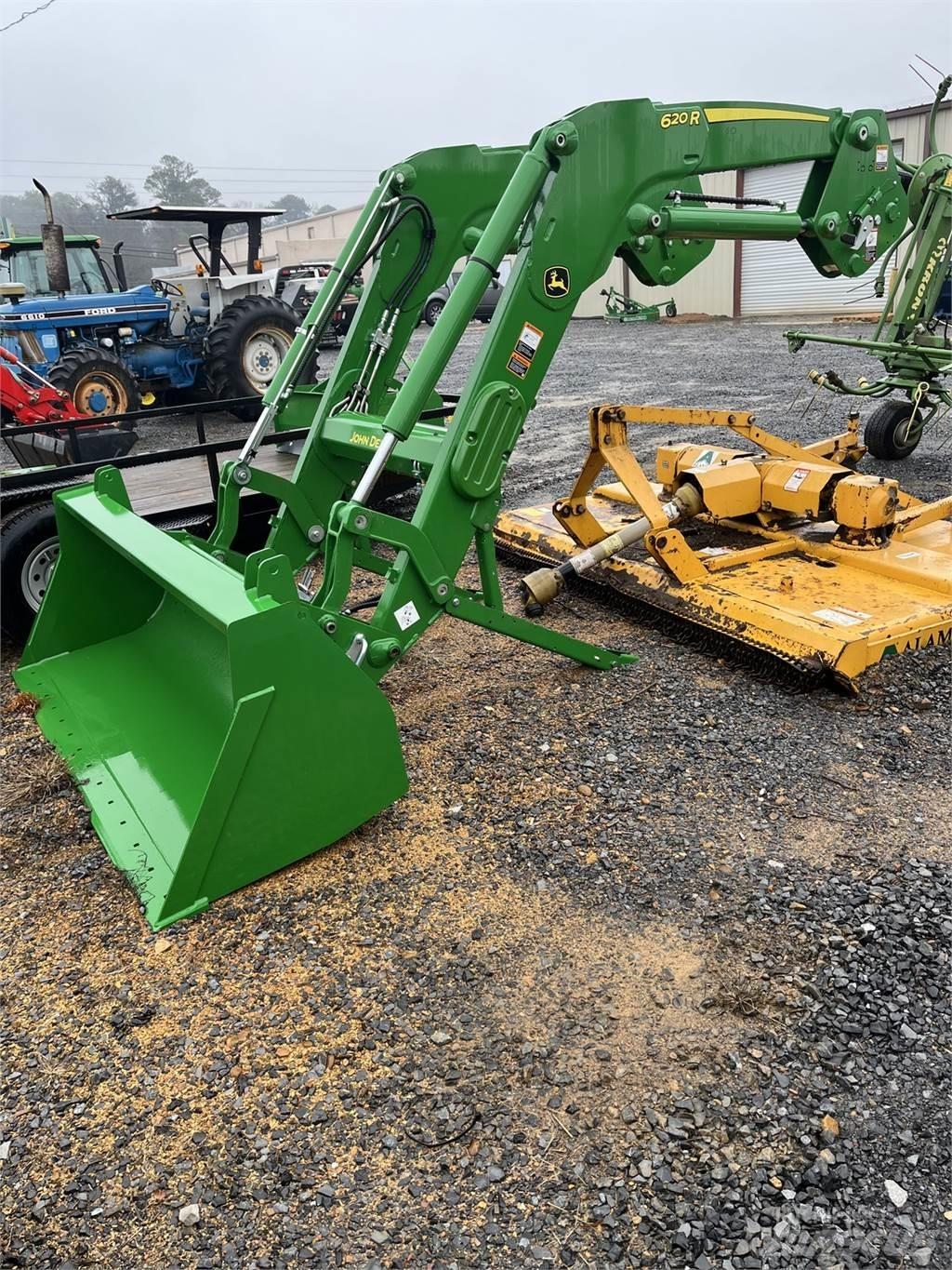 John Deere 620R Tractoren
