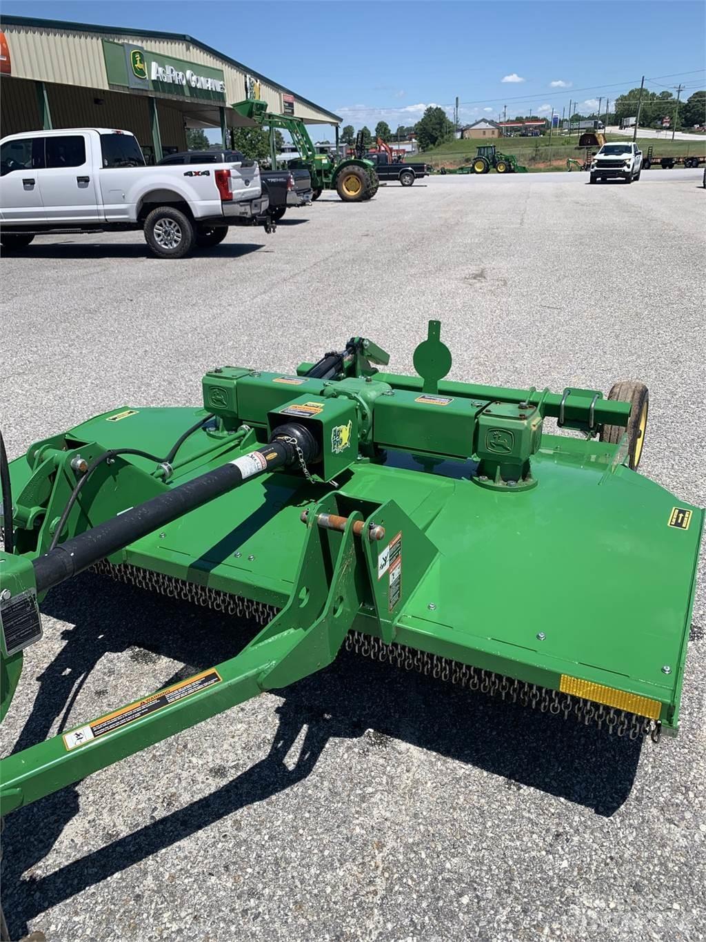 John Deere MX8 Balenhakselaars, -snijders en -afwikkelaars