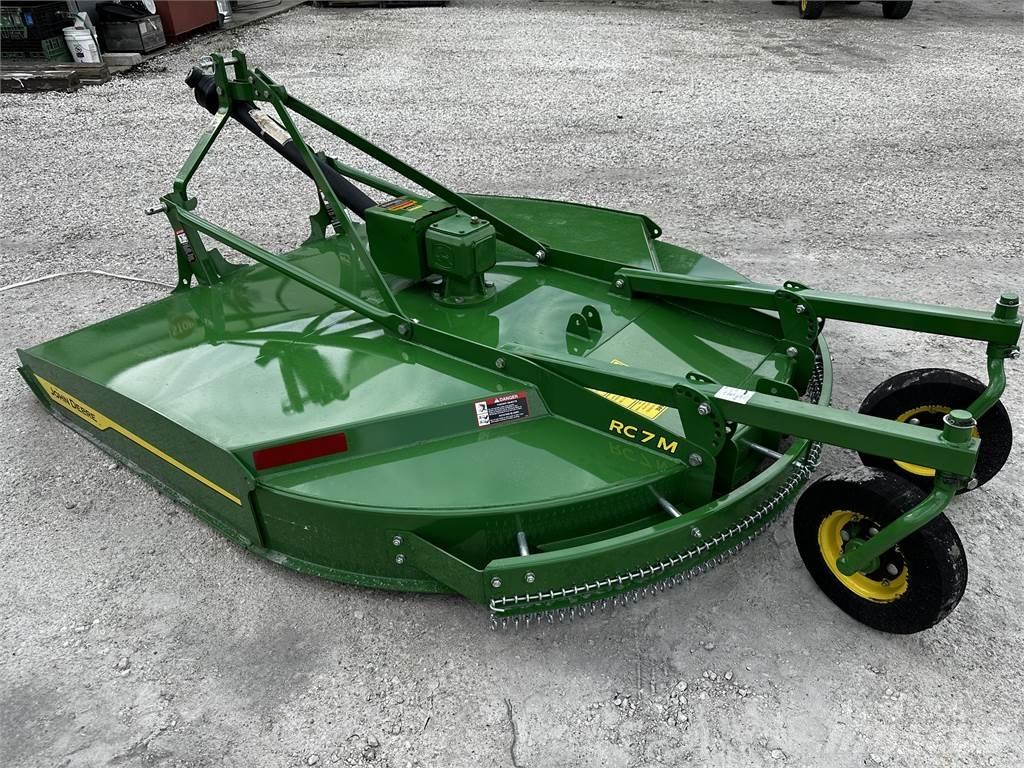 John Deere RC7M Balenhakselaars, -snijders en -afwikkelaars