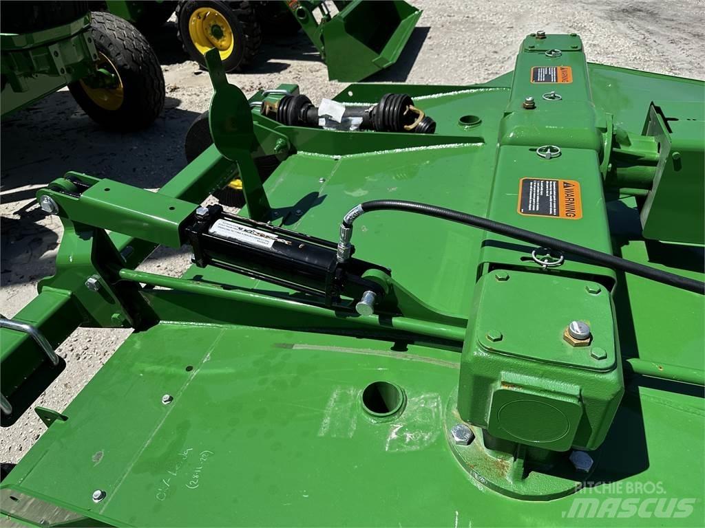John Deere RC8M Balenhakselaars, -snijders en -afwikkelaars