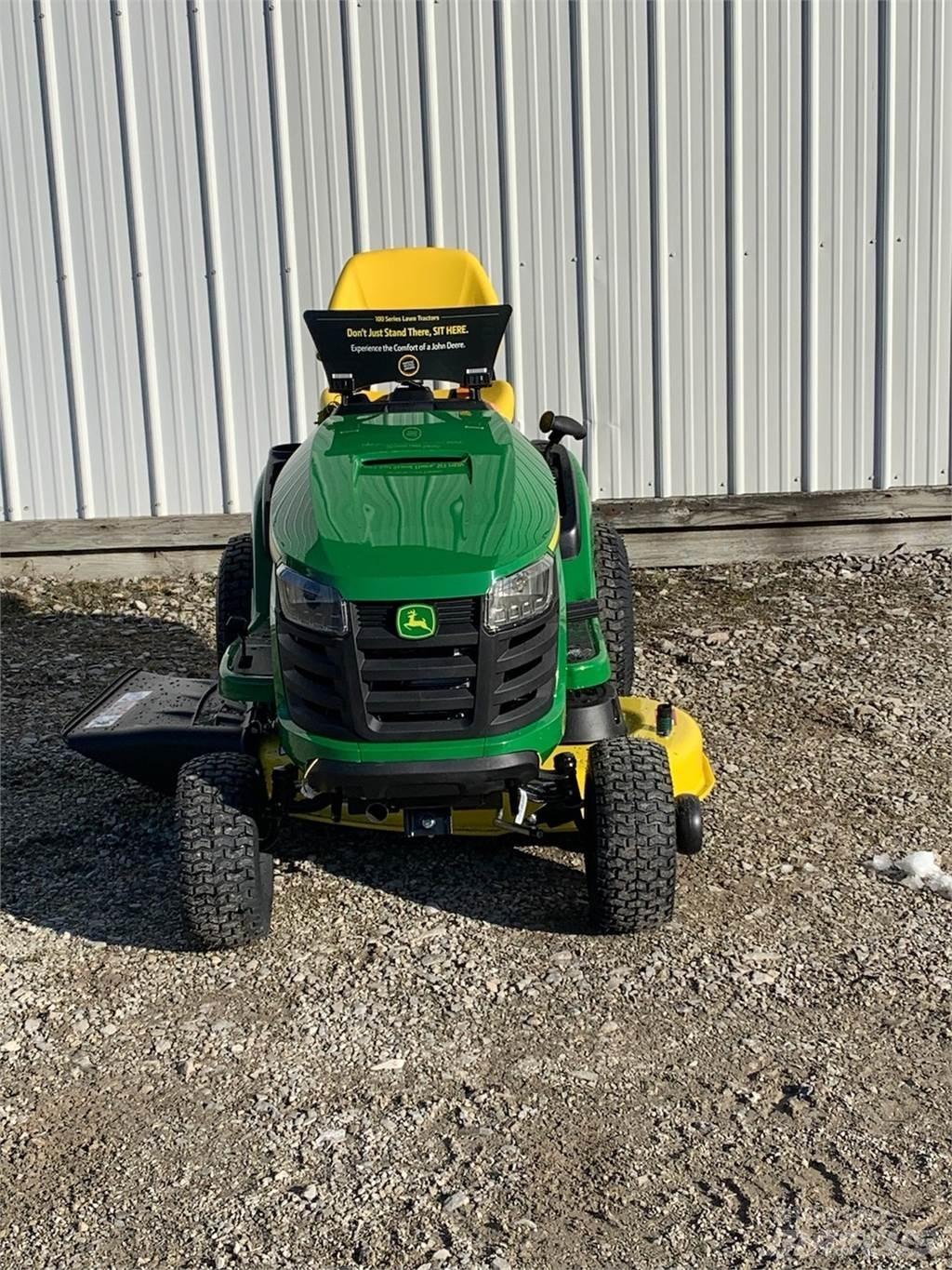 John Deere S110 Rijmaaiers