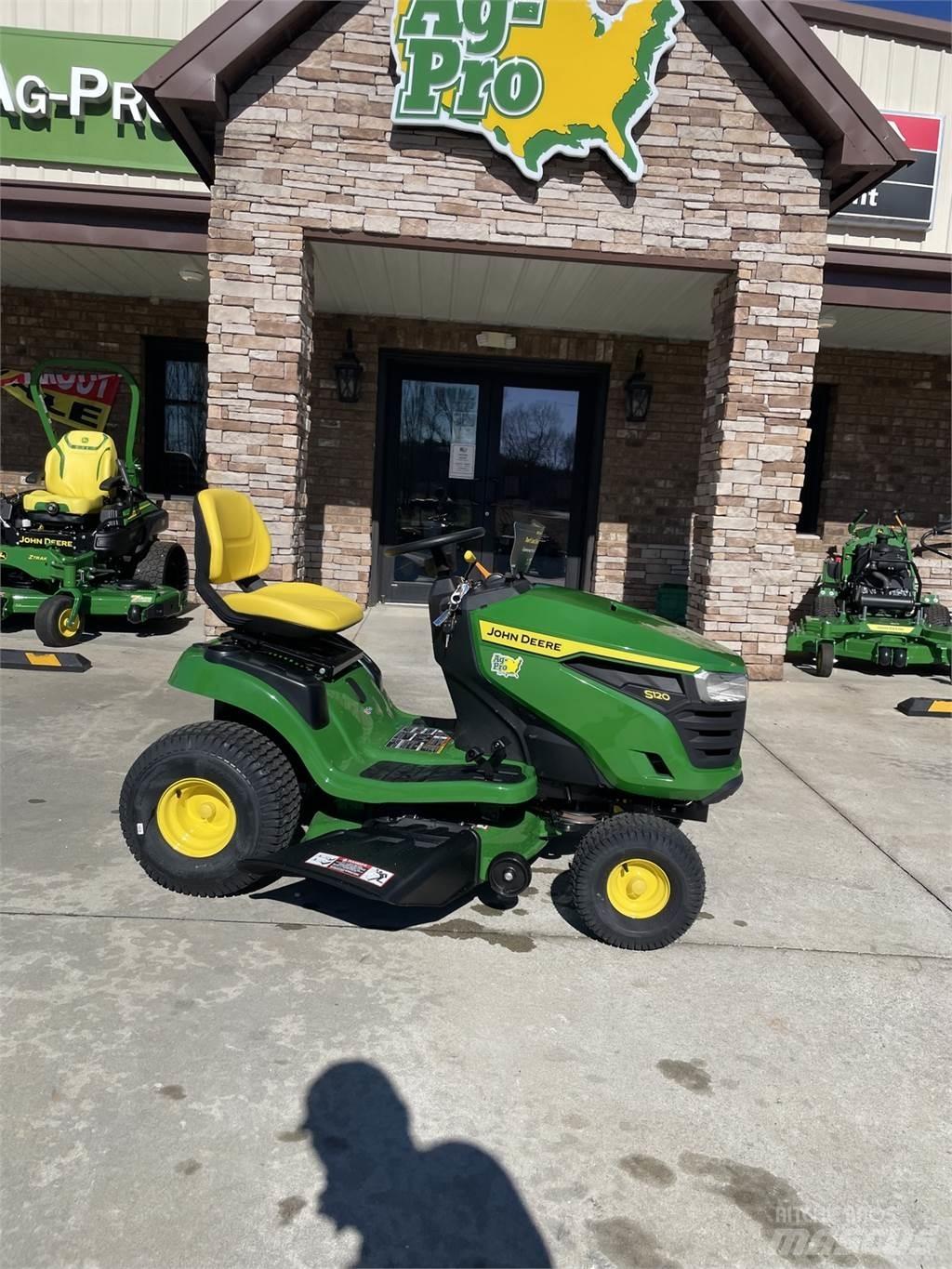 John Deere S120 Rijmaaiers
