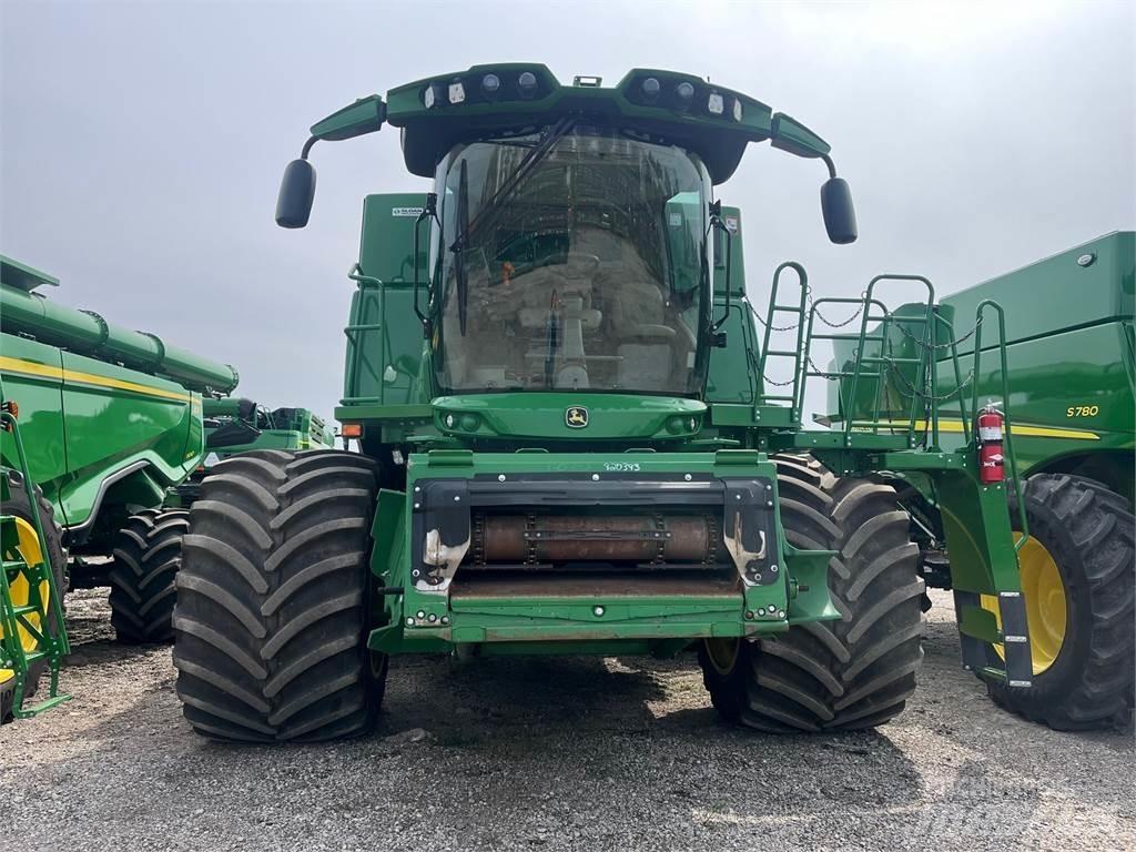 John Deere S790 Maaidorsmachines
