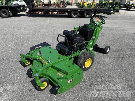 John Deere W61R Loopmaaier