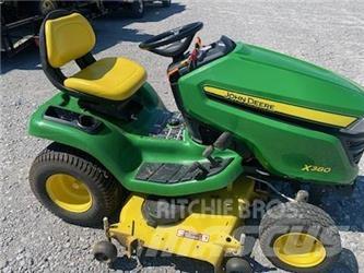 John Deere X380 Compacttrekkers