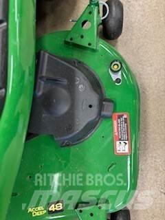John Deere X390 Compacttrekkers