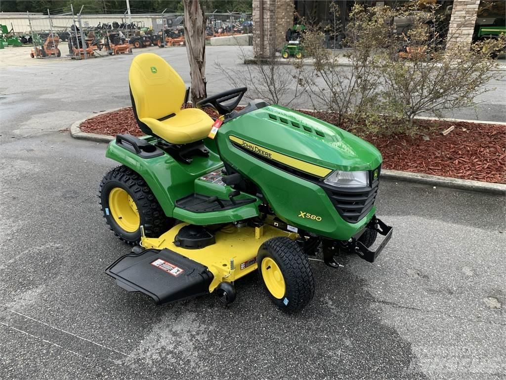 John Deere X580 Compacttrekkers