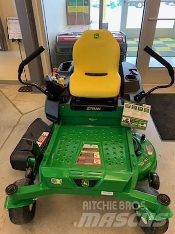 John Deere Z315E Zero-turn grasmaaiers