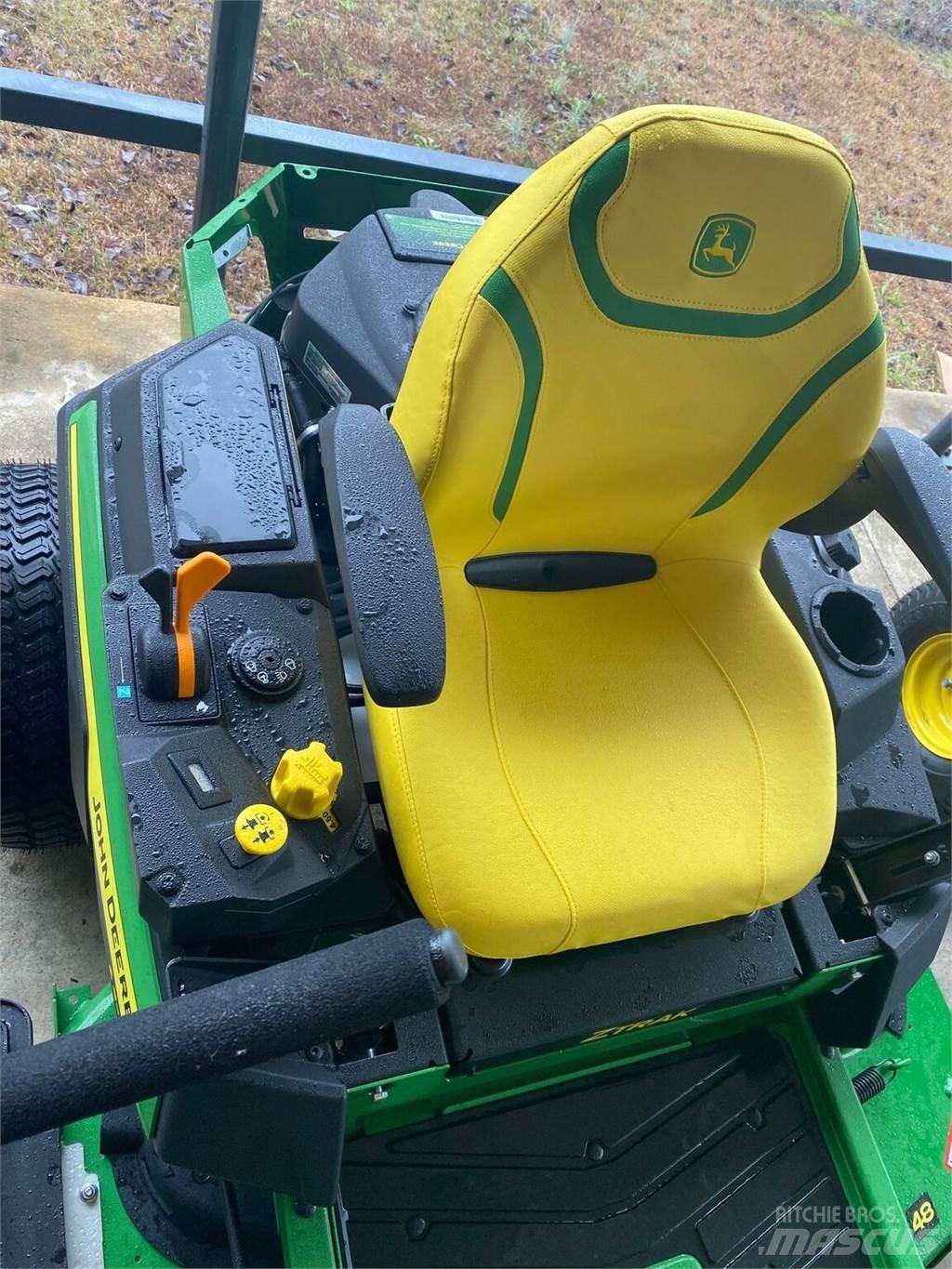 John Deere Z330R Zero-turn grasmaaiers