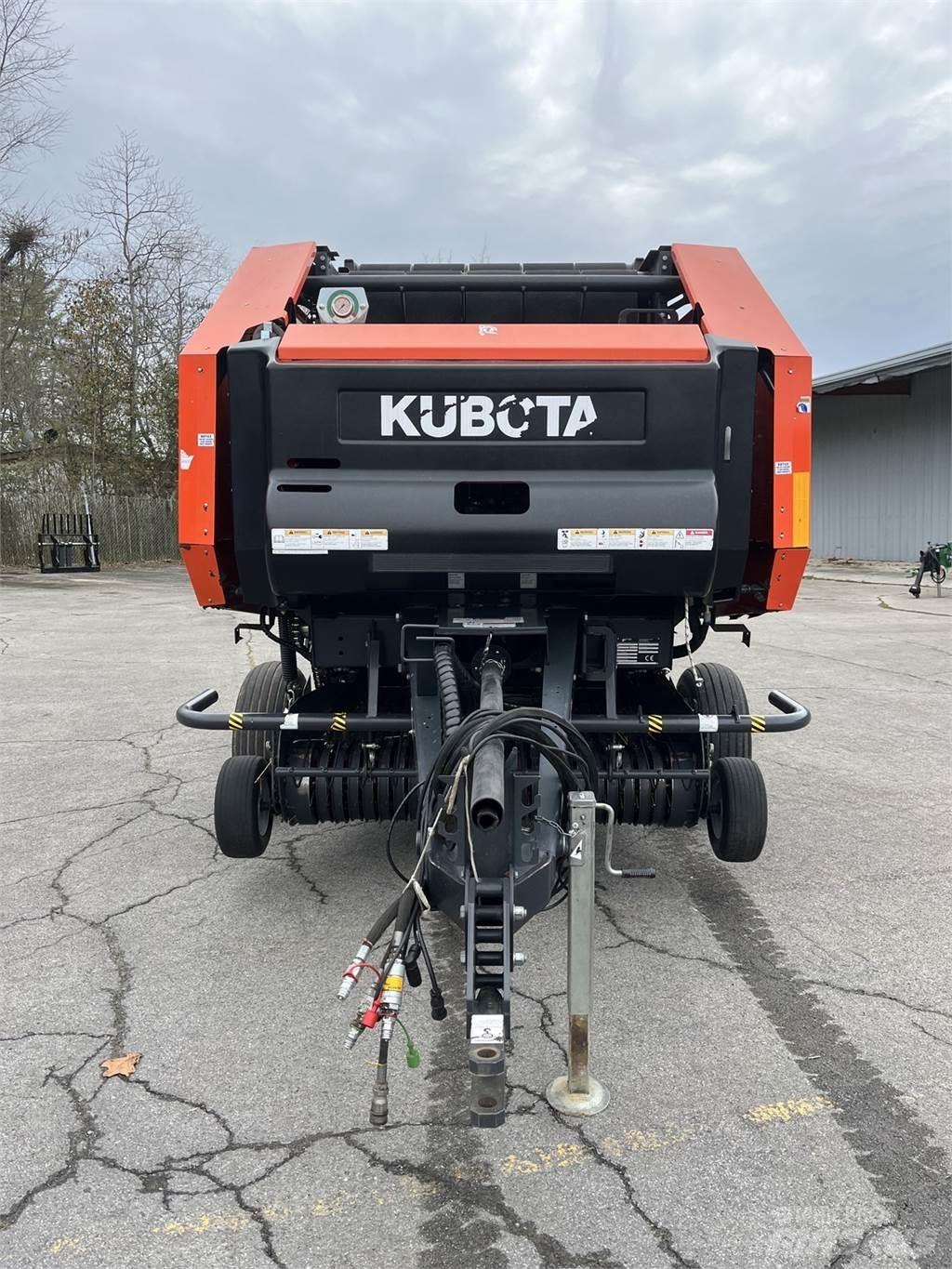 Kubota BV4160E Ronde-balenpersen