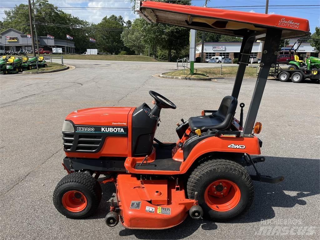 Kubota BX2200 Compacttrekkers
