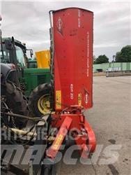 Kuhn RSM210 Balenhakselaars, -snijders en -afwikkelaars