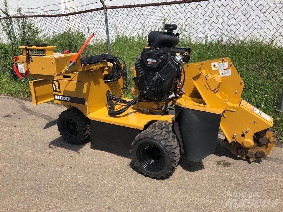 Rayco RG37 Boomstronkfrees