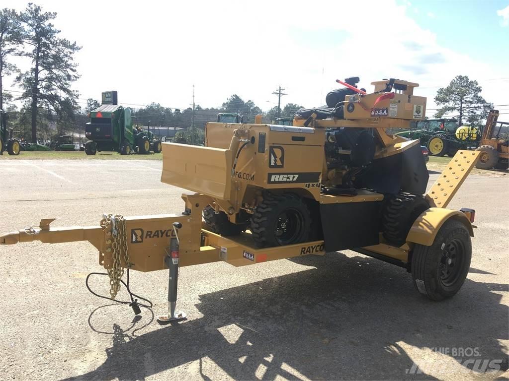 Rayco RG37 Boomstronkfrees