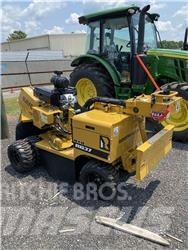 Rayco RG37 Boomstronkfrees