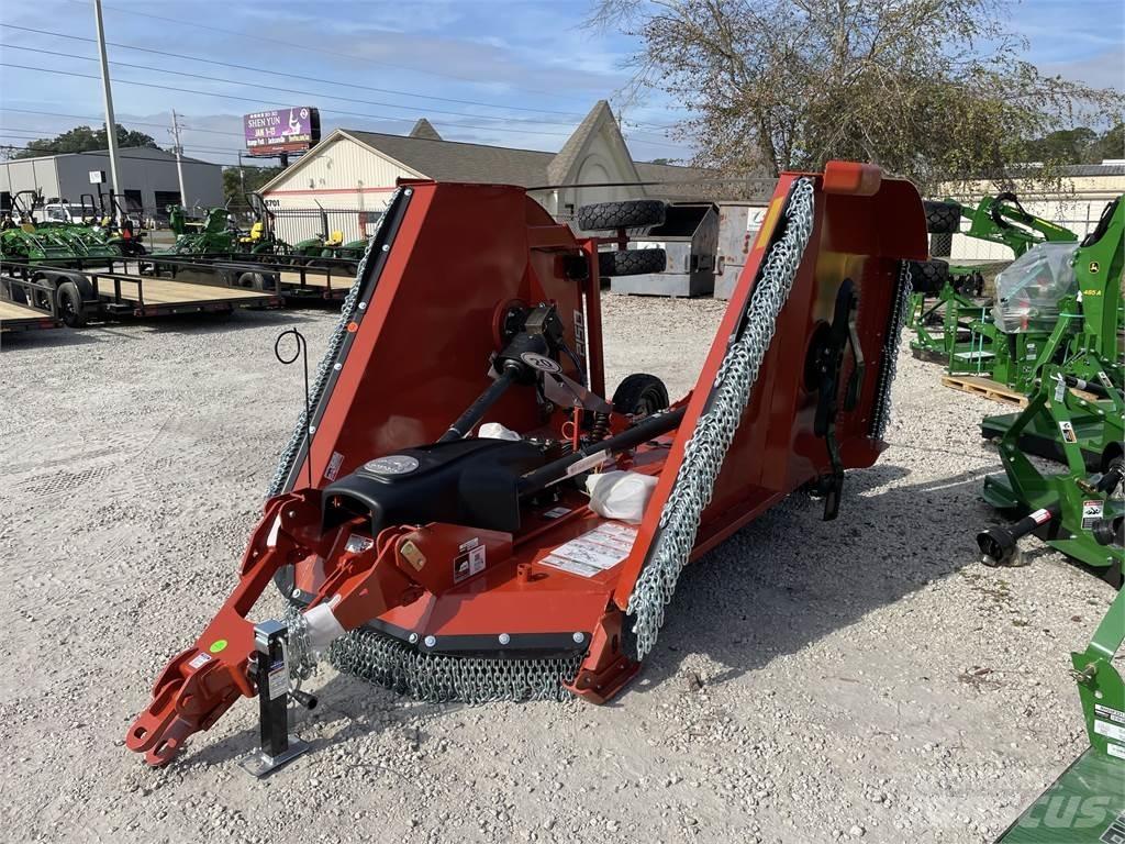 Rhino 2150 Balenhakselaars, -snijders en -afwikkelaars
