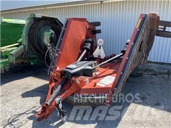 Rhino 2150 Balenhakselaars, -snijders en -afwikkelaars