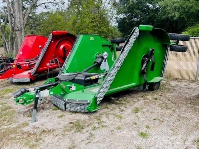 Rhino 2150 Balenhakselaars, -snijders en -afwikkelaars