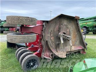 Rhino 4150 Balenhakselaars, -snijders en -afwikkelaars