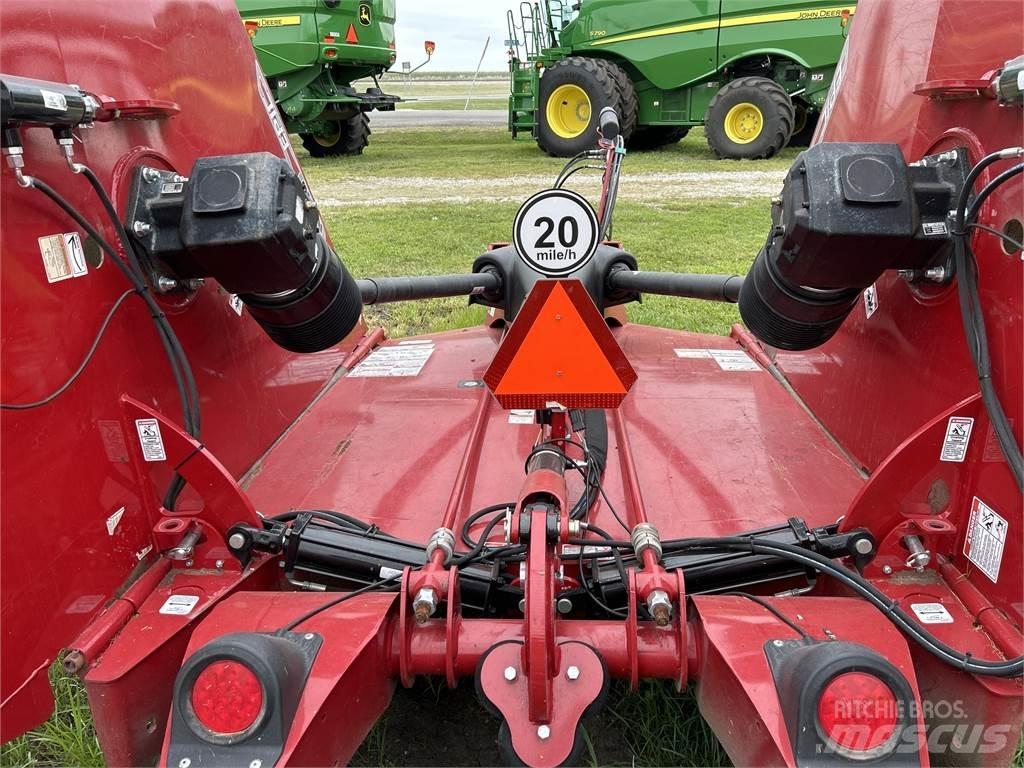 Rhino 4150 Balenhakselaars, -snijders en -afwikkelaars