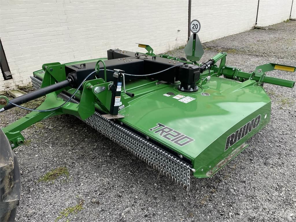 Rhino TR210 Balenhakselaars, -snijders en -afwikkelaars
