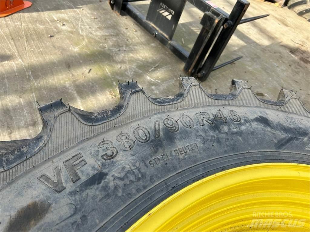  Row Crop Tyres Banden, wielen en velgen
