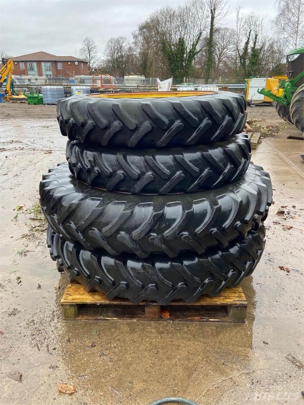 Row Crop Wheels Banden, wielen en velgen
