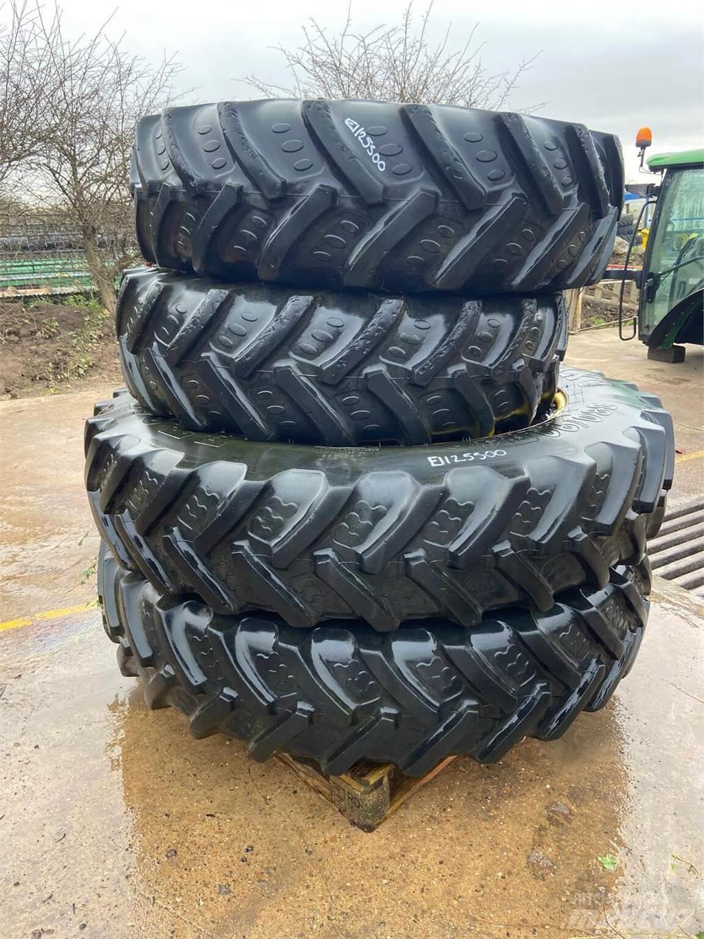  Row Crop Wheels Banden, wielen en velgen