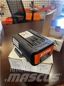 Stihl AP300S Golfkarretjes / golf carts